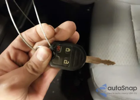 2011 Ford F-150 Xlt z USA, uszkodzony, nr VIN 1FTFX1EF6BFB62806